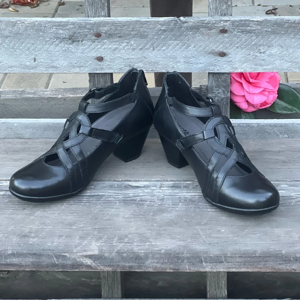 Earth Women's WIDE Black Virtue Leather Mary Jane Pump Size 8D - Picture 8 of 10